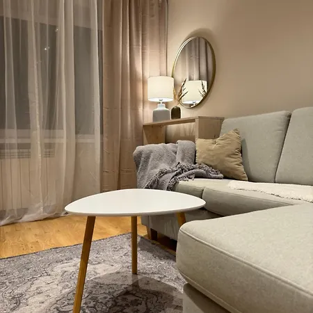 Apartament Cozy & Stylish Riverside Gem *